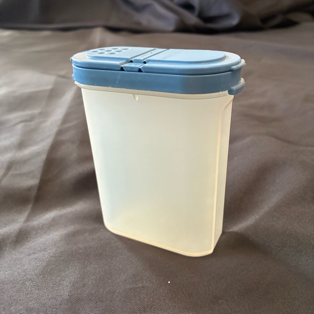 Vintage Tupperware Modular Mate Spice Container Blue Lid